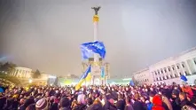 Украинските протестиращи не приеха реверанса на властите